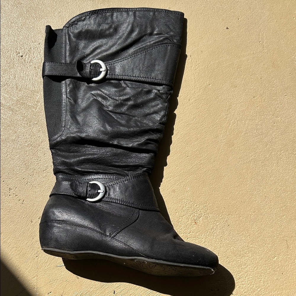 Avenue Sleek Black Heeled Boots with Silver Buckles